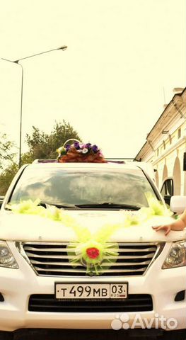 Украшение на автомобиль на свадьбу