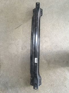 Усилитель бампера VW Touareg 7P0807309A