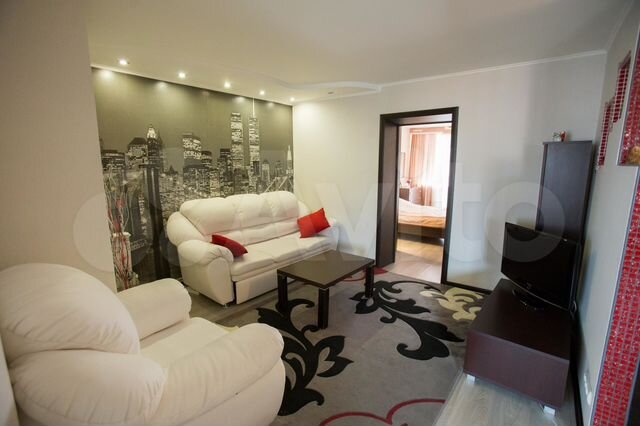 3-к. квартира, 73 м², 4/10 эт.