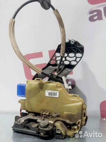 Замок двери VW Touareg