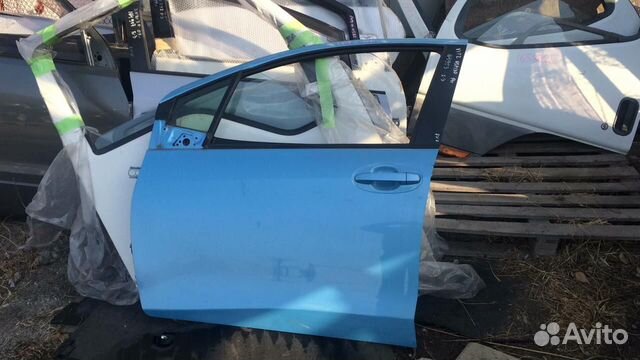 Дверь Toyota Vitz