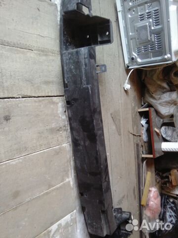 Усилитель переднего бампера