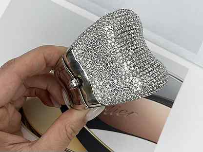 Роскошный браслет с бриллиантами 64 карата