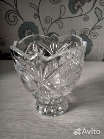 Ваза хрустальная