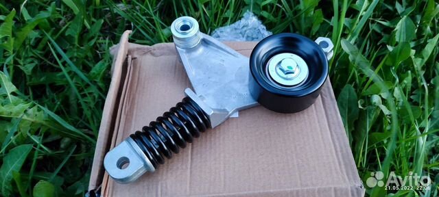 Натяжитель ремня Toyota Camry V40