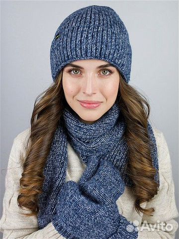 Зимний комплект(шапка, варежки,шарф), новый