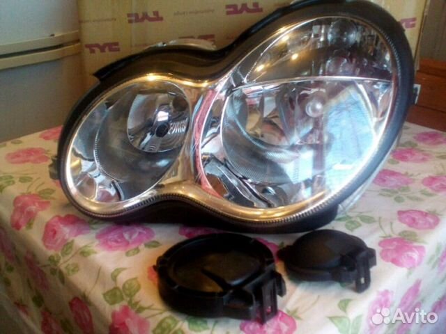Фара левая Мерседес W203