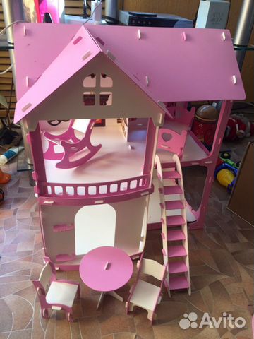 Домик кукольный