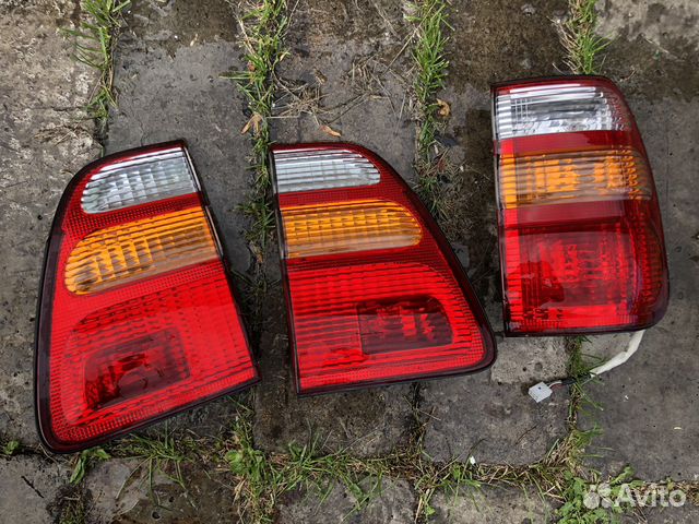 Задний фонарь стоп сигнал Ленд Крузер 100