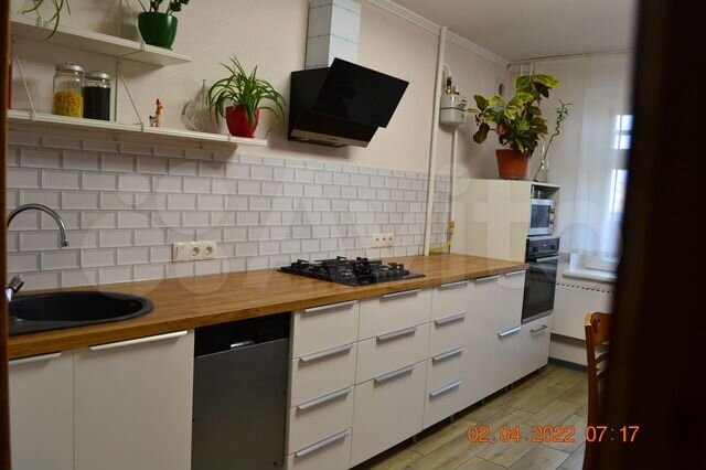 2-к. квартира, 72,2 м², 6/9 эт.