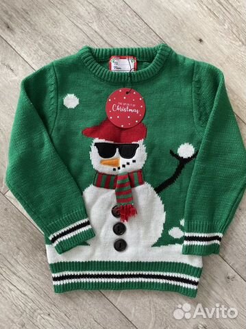 Свитер новогодний