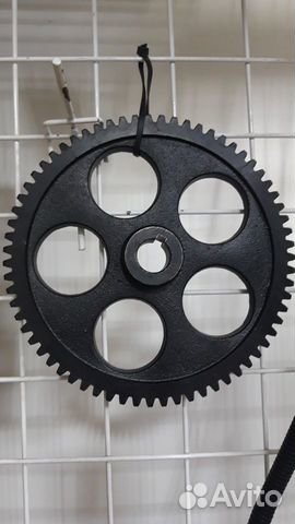 Шестерня привода колес снегоуборщика 67 зуб, 17 мм