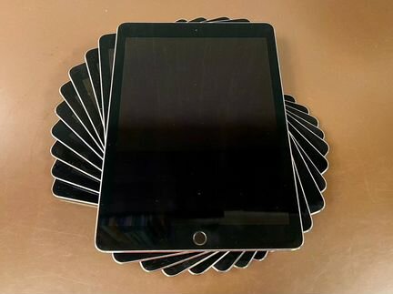 Айпад планшет Apple iPad Pro 9.7 Cellular 128GB