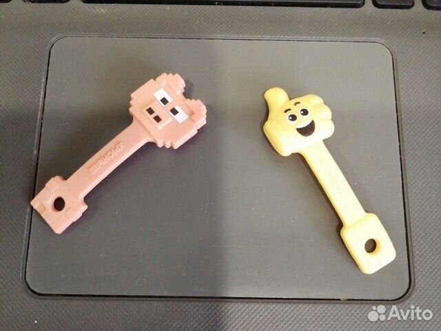 Продаются скрепыши