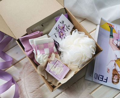 Милый подарок на день рождения, бокс подруге