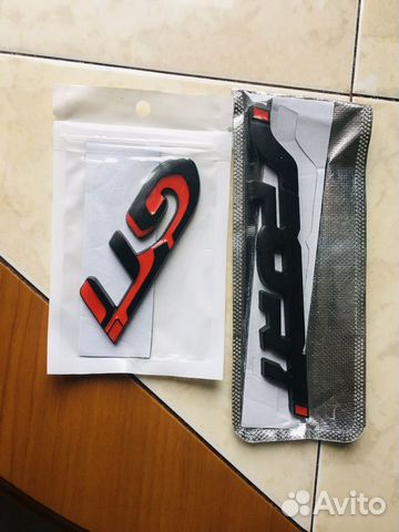 Наклейки на автомобили