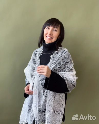 Пуховый платок Палантин белый