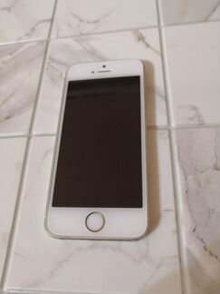 Телефон iPhone 5s gold