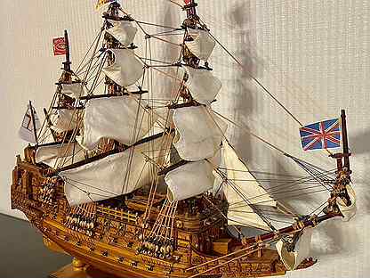 Макет копия корабля HMS Sovereign of the Seas