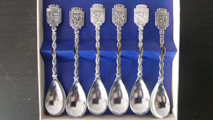 Подарочный винтажный набор чайных ложек. Европа 60