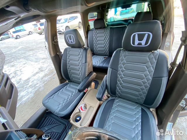 Чехлы Honda CR-V 2
