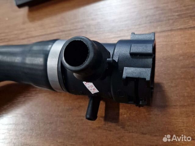 Патрубок системы охлаждения bmw