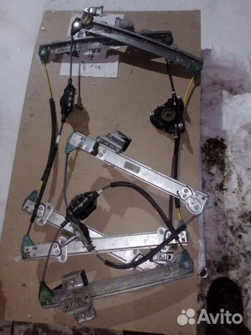 Стеклоподъемник Лада Гранта