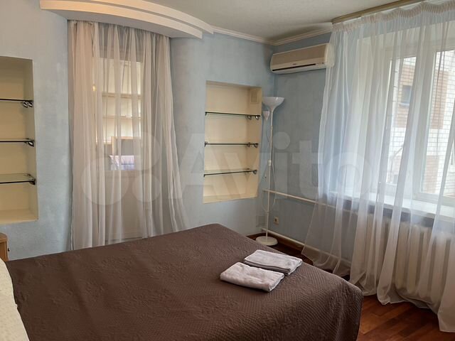 2-к. квартира, 70 м², 3/9 эт.