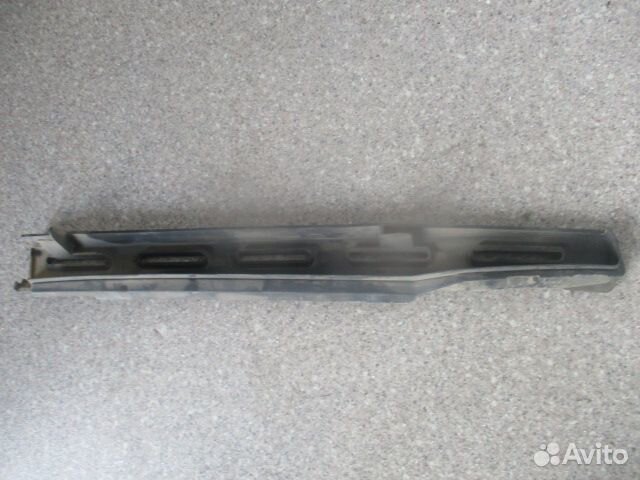 Накладка обдува лобового стекла (левая) MAN 816195