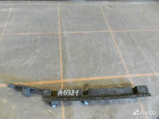 Кронштейн порога правого - Hyundai i40 (2011-н.в)