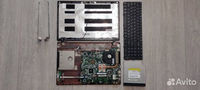 Ноутбук eMachines E732Z-P612G25Mikk на разбор