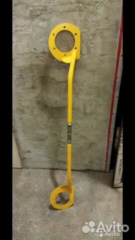 Растяжка передних стоек 2112