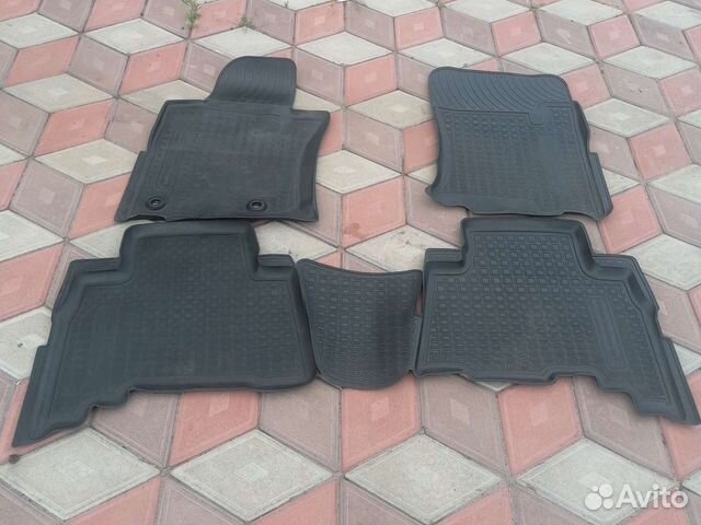 Резиновые коврики тойота ленд крузер прадо 150