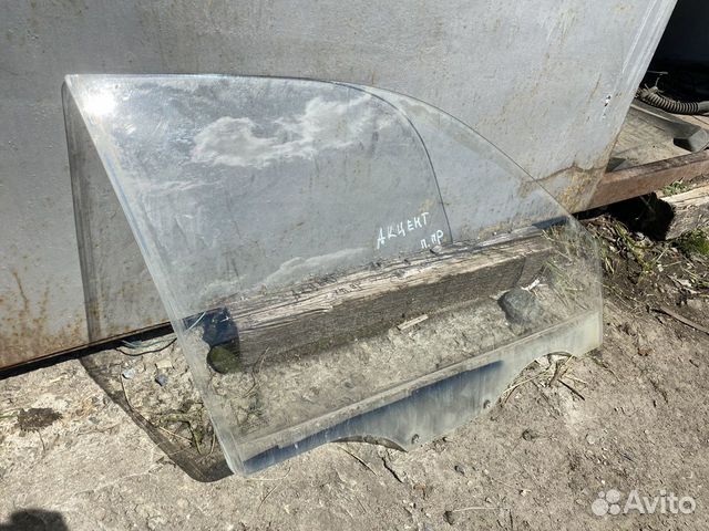 Стекло Hyundai Accent