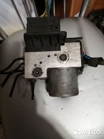 Блок ABS Ауди A8 D2 8E0614111AA