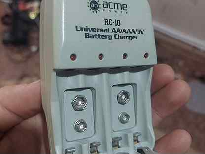 Зарядное устройство для аккумуляторов AAA/AA