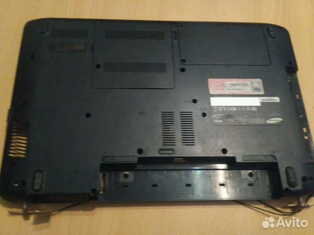 Поддон от samsung np-r525 r540 r530 итд