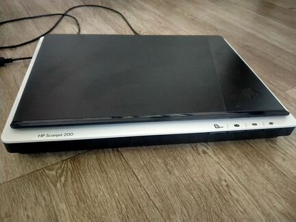 Сканер HP Scanjet 200