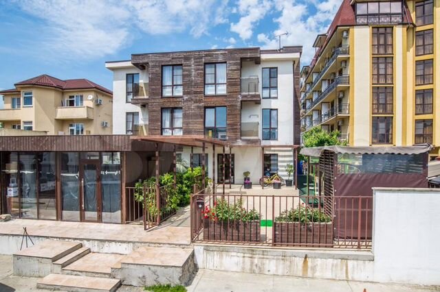 2-к. квартира, 60 м², 3/3 эт.