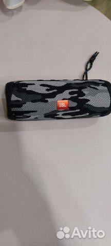 Портативная колонка JBL