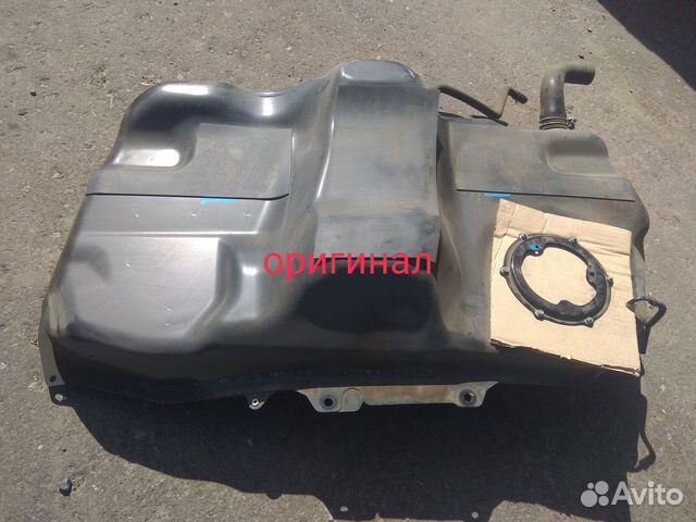 Топливный бак лансер 10