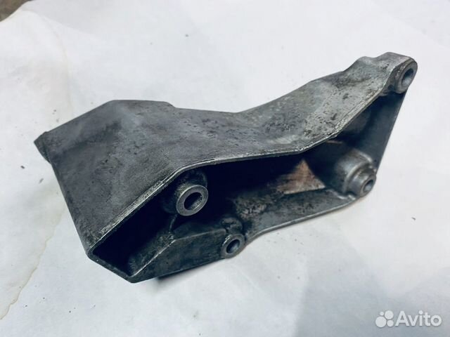 Опоры двигателя VAG Passat B5 A4 A6 Superb