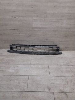 Решетка в бампер Skoda Karoq С 2017 Года