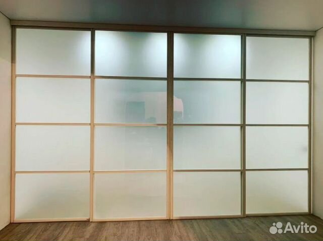 Раздвижная перегородка для зонирования