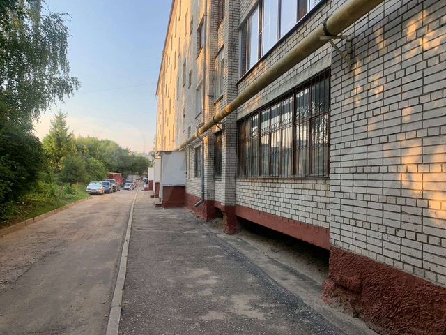 4-к. квартира, 76,1 м², 1/5 эт.