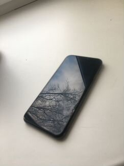 Телефон iPhone