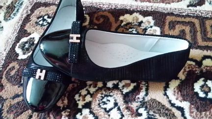 Продам новые туфельки