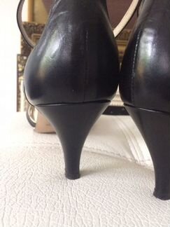 Босоножки Max Mara 38р