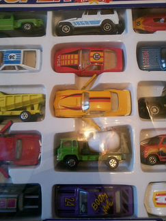 Машинки коллекционные 1:64.новые