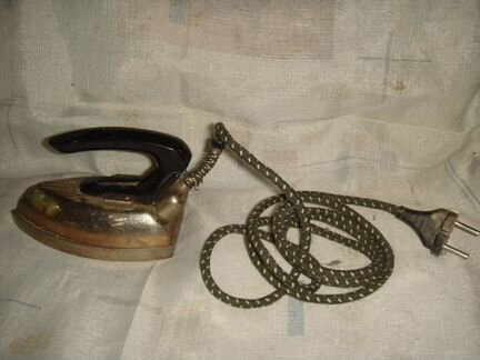 Винтажные Утюг электрический (мэп СССР). маленький